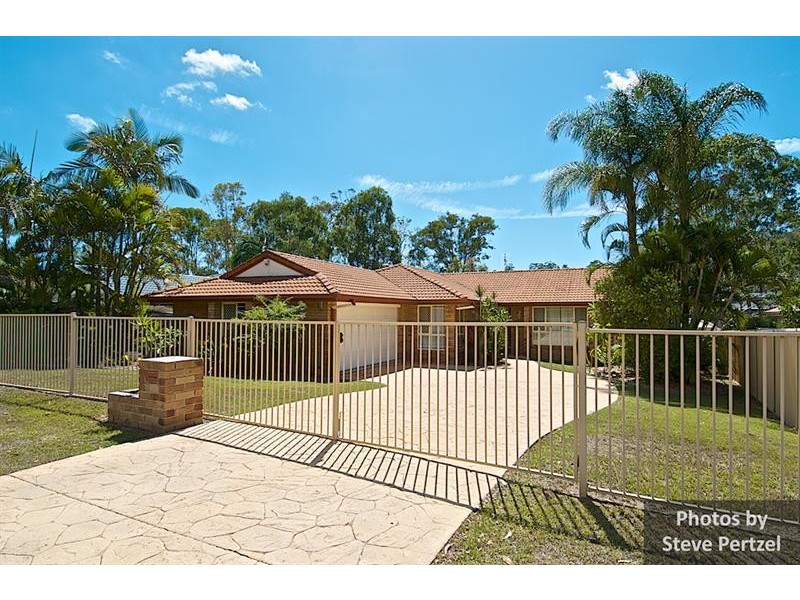 65 Daintree Dr, Parkwood QLD 4214