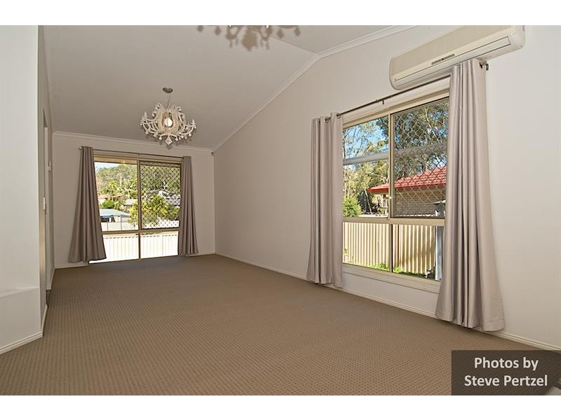 65 Daintree Dr, Parkwood QLD 4214