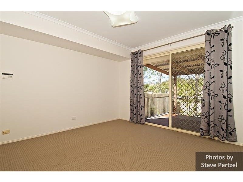 65 Daintree Dr, Parkwood QLD 4214