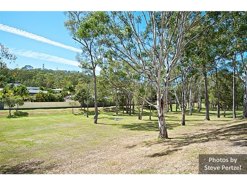 65 Daintree Dr, Parkwood QLD 4214