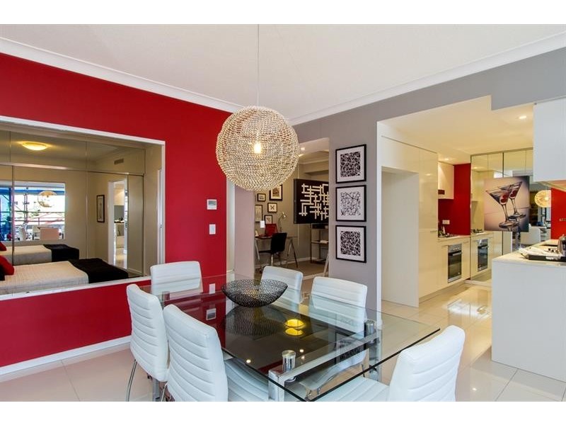 Cnr Imperial Pde & Labrador St, Labrador QLD 4215