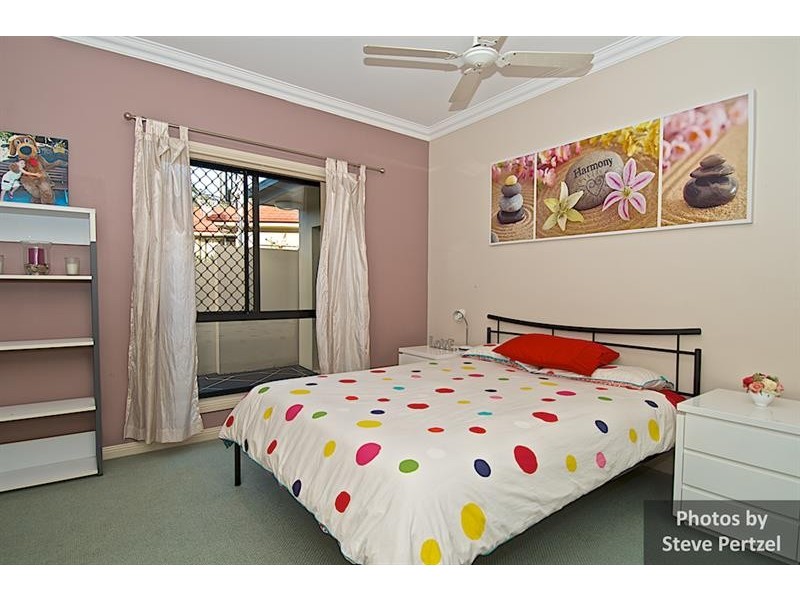 7 Selsey Ct, Arundel QLD 4214