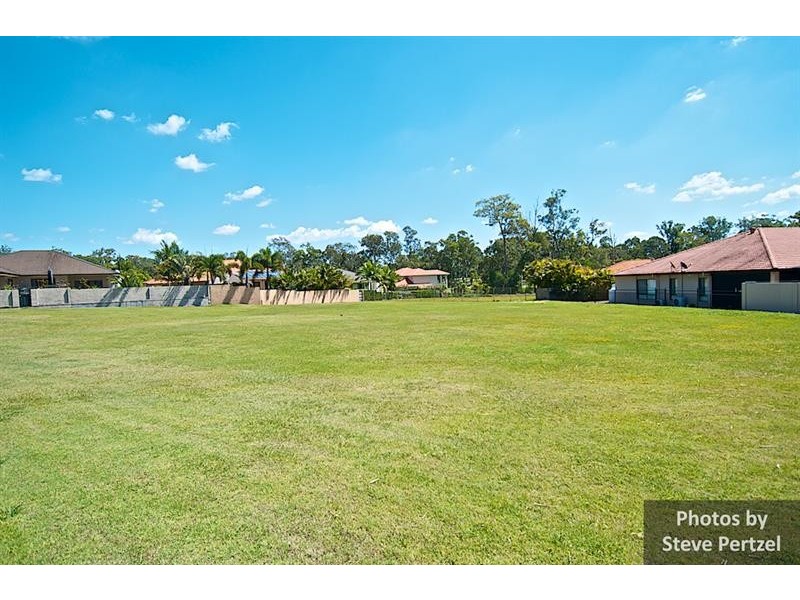 7 Selsey Ct, Arundel QLD 4214