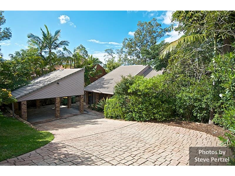 32 Jack Nicklaus Way, Parkwood QLD 4214
