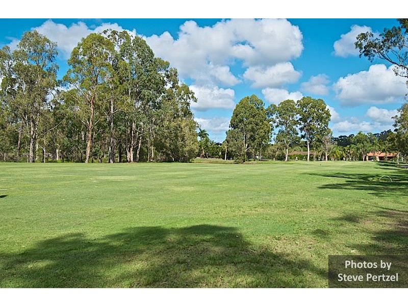 32 Jack Nicklaus Way, Parkwood QLD 4214