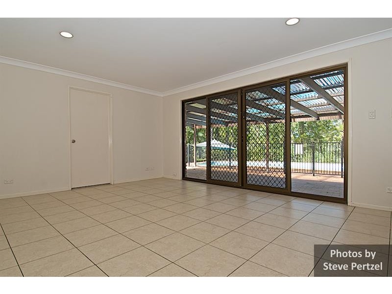 32 Jack Nicklaus Way, Parkwood QLD 4214