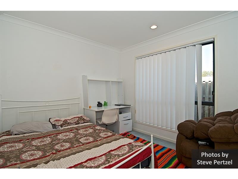 19 Amsonia Ct, Arundel QLD 4214