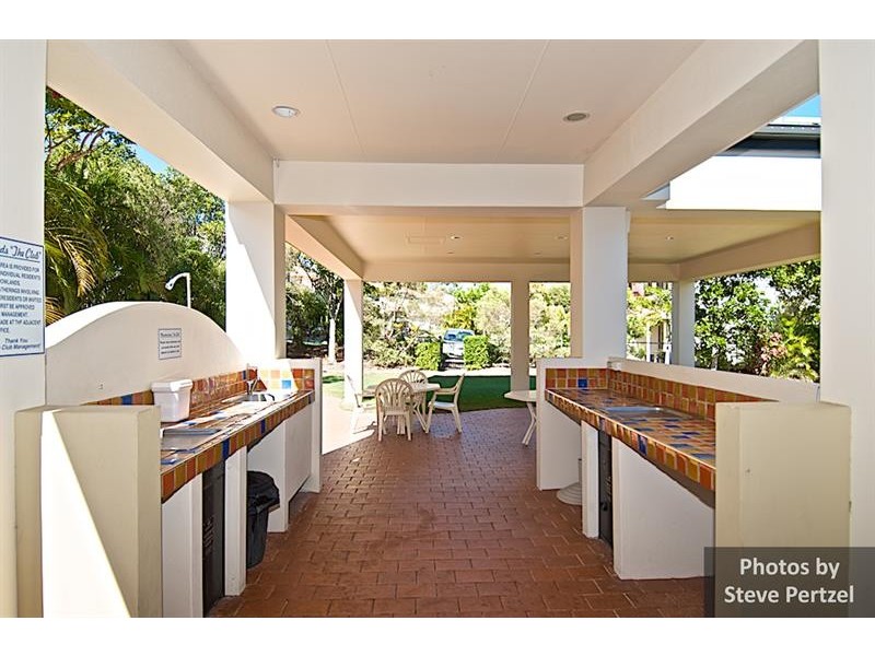 19 Amsonia Ct, Arundel QLD 4214