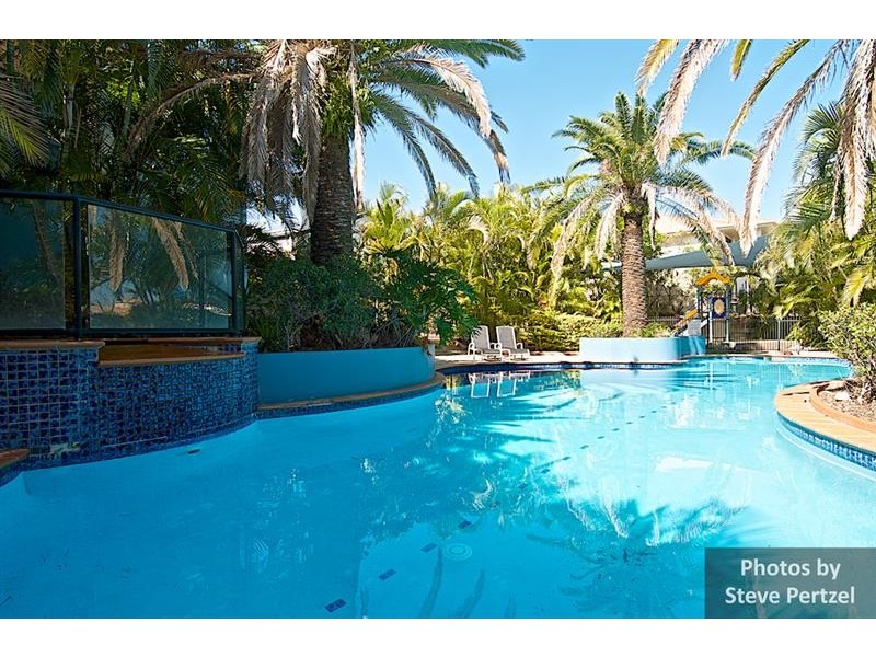 19 Amsonia Ct, Arundel QLD 4214