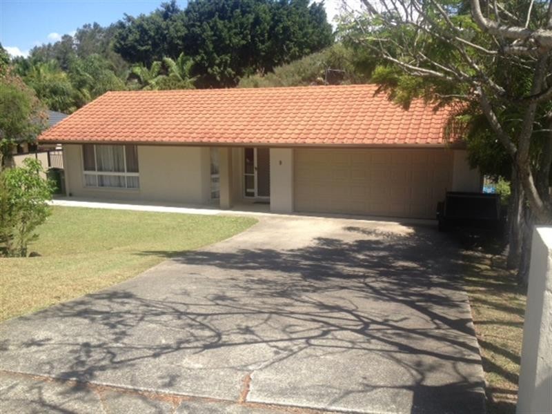 9 Haddon  Ct, Carrara QLD 4211