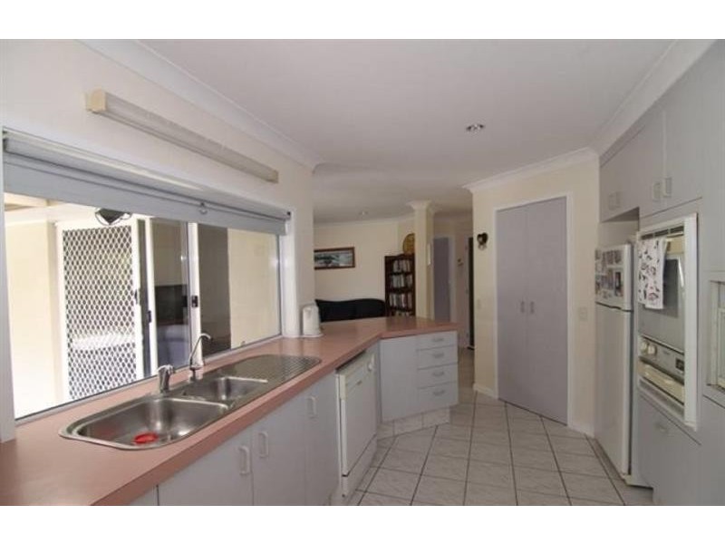 9 Haddon  Ct, Carrara QLD 4211