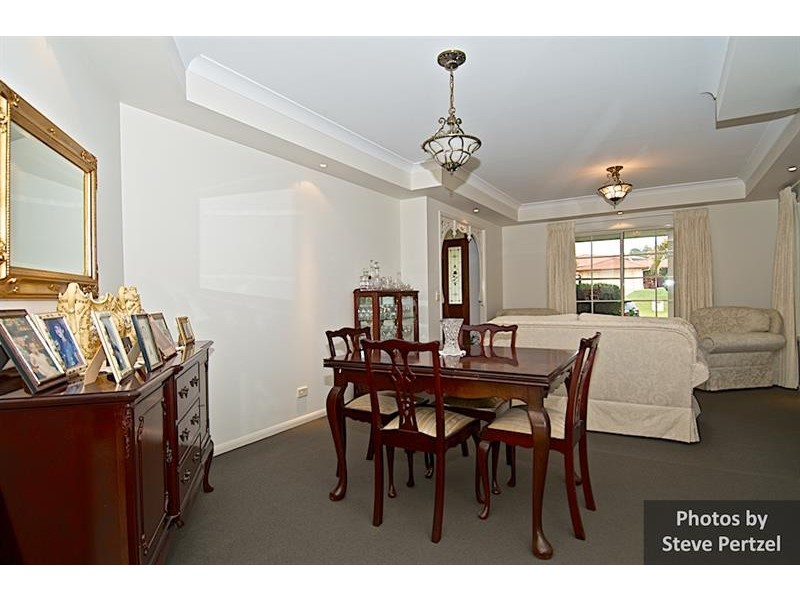 13 Midhurst Ct, Arundel QLD 4214