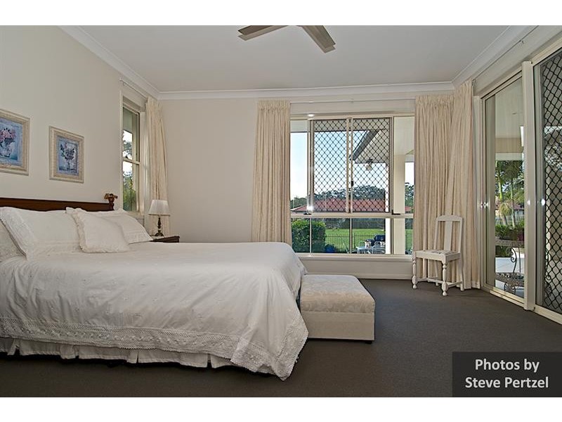 13 Midhurst Ct, Arundel QLD 4214