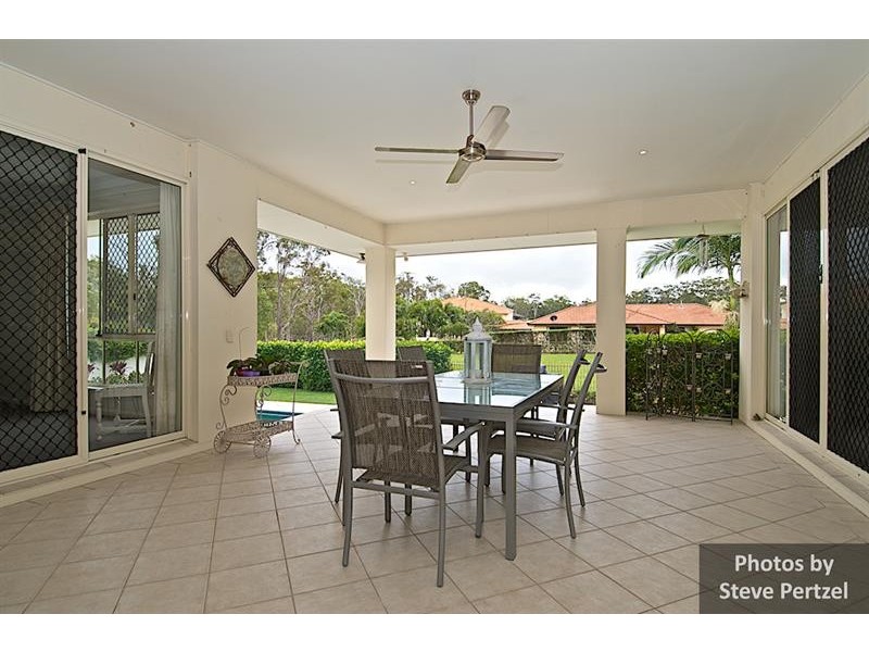 13 Midhurst Ct, Arundel QLD 4214