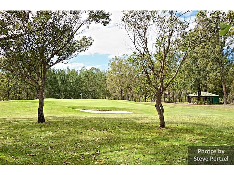 19 Hazel Ct, Arundel QLD 4214