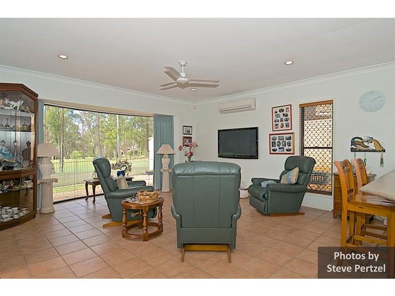 19 Hazel Ct, Arundel QLD 4214