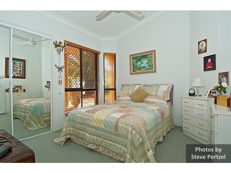 19 Hazel Ct, Arundel QLD 4214