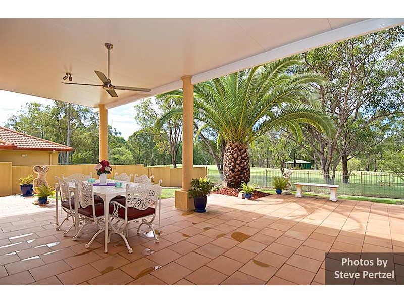 19 Hazel Ct, Arundel QLD 4214