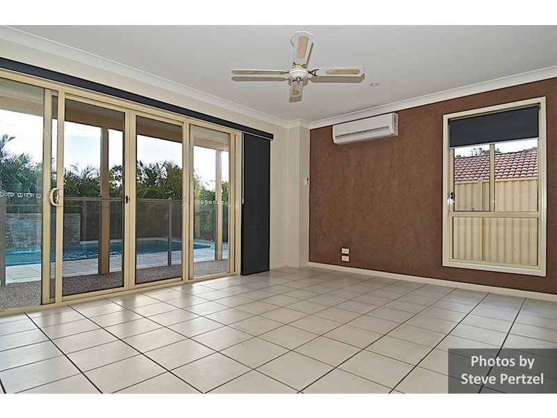 62 Tiger Dr, Arundel QLD 4214