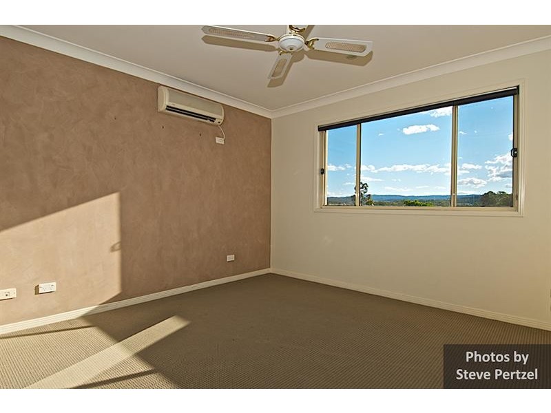 62 Tiger Dr, Arundel QLD 4214