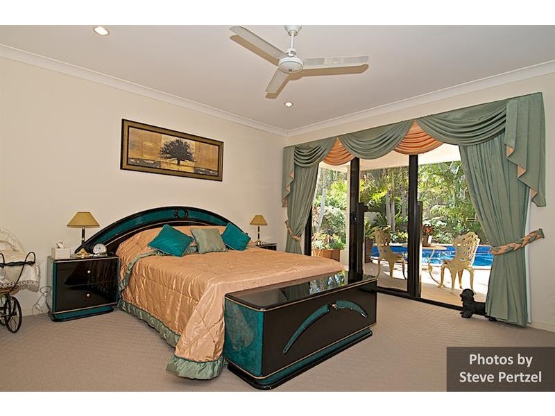 103 Arun Dr, Arundel QLD 4214