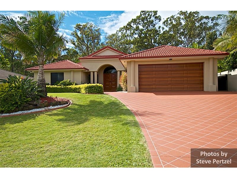 103 Arun Dr, Arundel QLD 4214