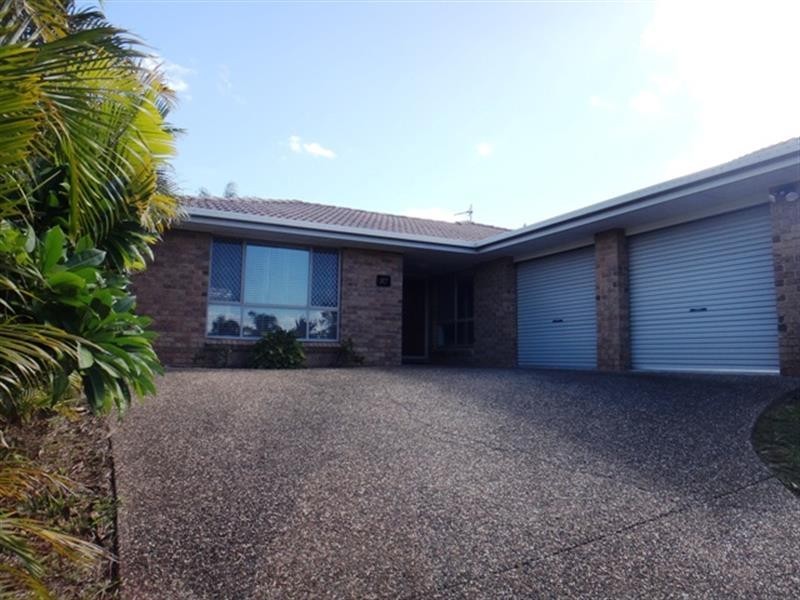 37 Arnold Palmer Dr, Parkwood QLD 4214
