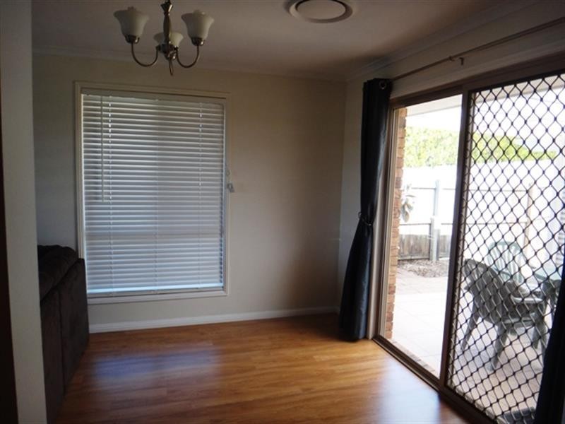 37 Arnold Palmer Dr, Parkwood QLD 4214