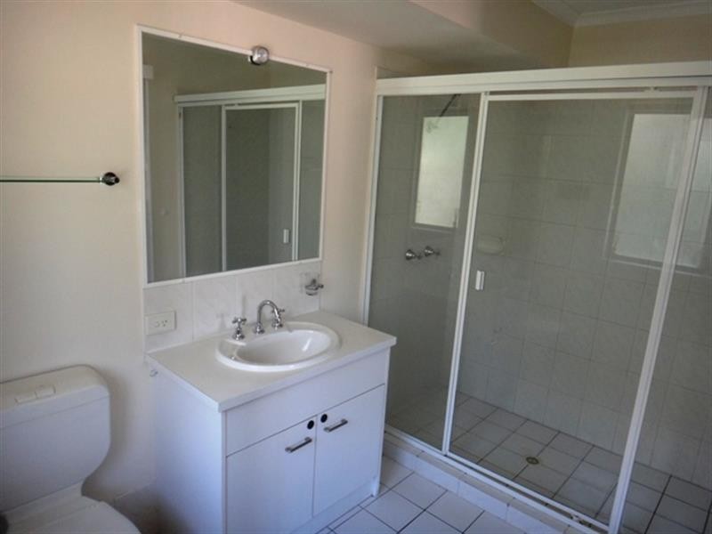 37 Arnold Palmer Dr, Parkwood QLD 4214