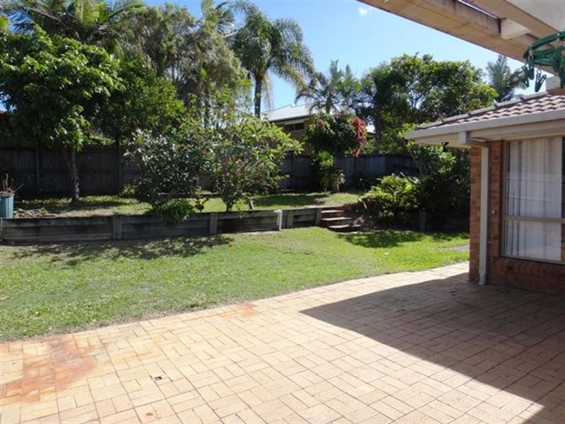37 Arnold Palmer Dr, Parkwood QLD 4214