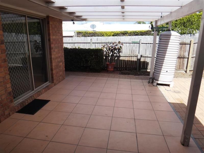 37 Arnold Palmer Dr, Parkwood QLD 4214