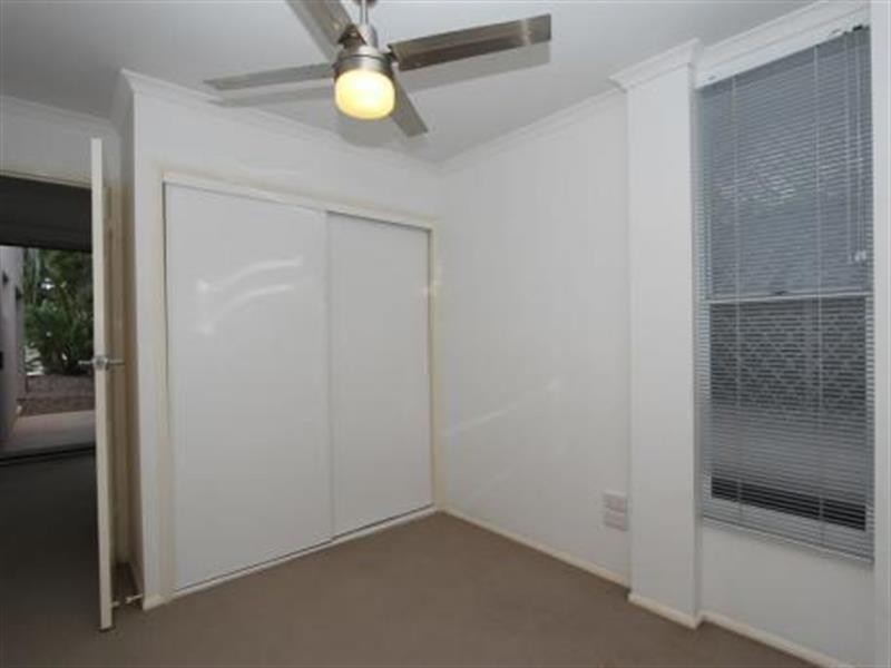 21 O’Grady  Dr, Paradise Point QLD 4216