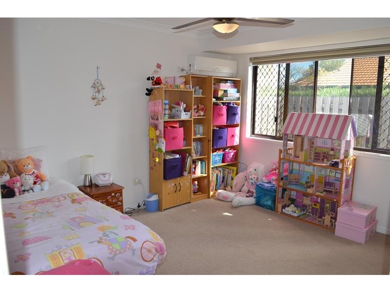 22 Lakeshore Dr, Monterey Keys QLD 4212
