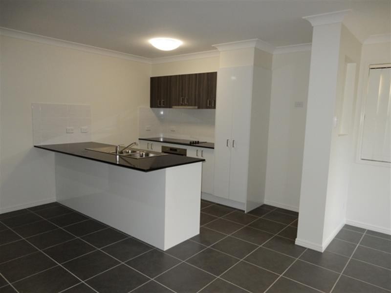 75 Damian Leeding  Way, Upper Coomera QLD 4209