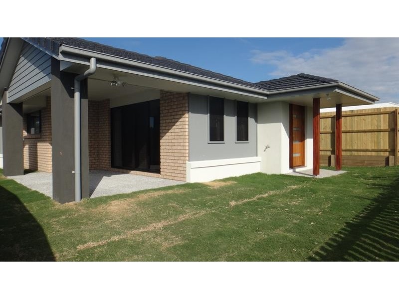 75 Damian Leeding  Way, Upper Coomera QLD 4209