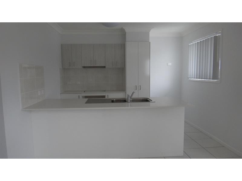 41 Damian Leeding Way, Upper Coomera QLD 4209