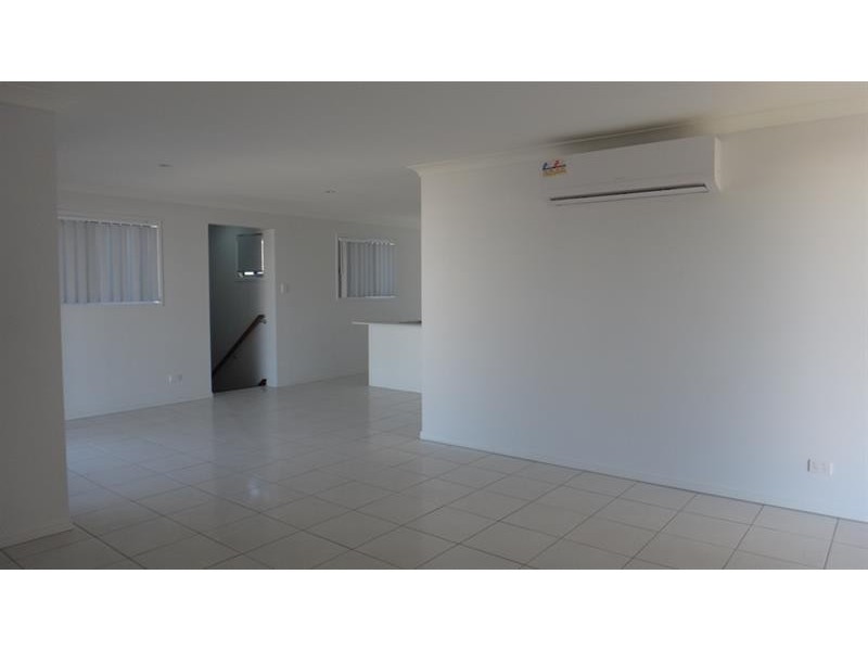 67 Damian Leeding Way, Upper Coomera QLD 4209