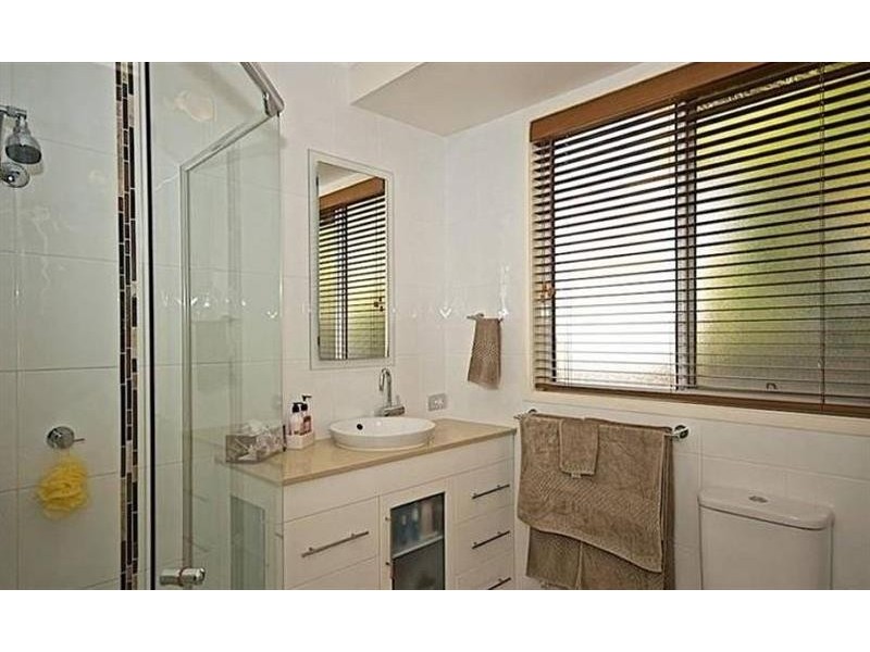 18 Forest Hills Ct, Parkwood QLD 4214