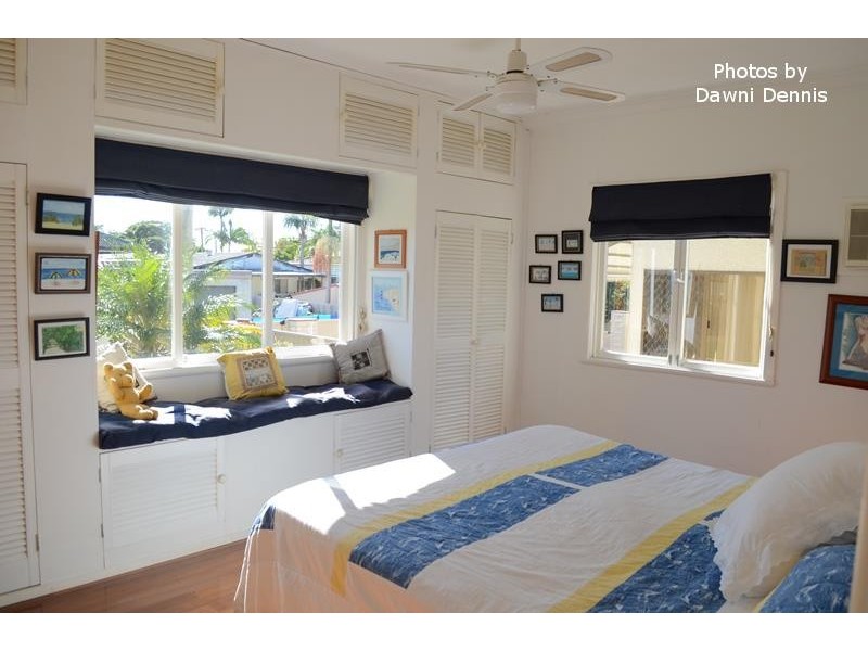 8 Stoke Lane, Labrador QLD 4215