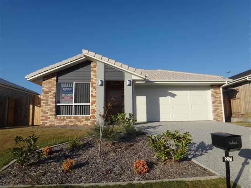 27 Hasemann Cres, Upper Coomera QLD 4209