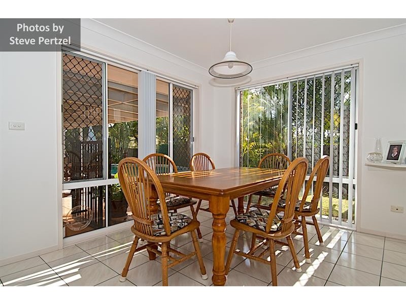 17 Gary Player Cres, Parkwood QLD 4214