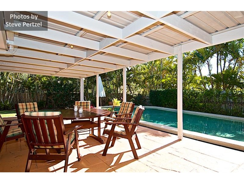 17 Gary Player Cres, Parkwood QLD 4214