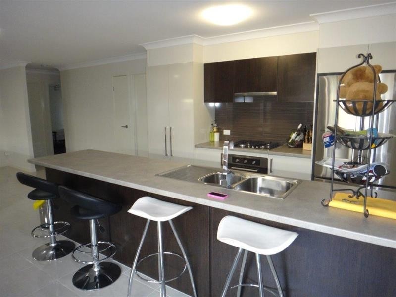 44 Azure Way, Hope Island QLD 4212