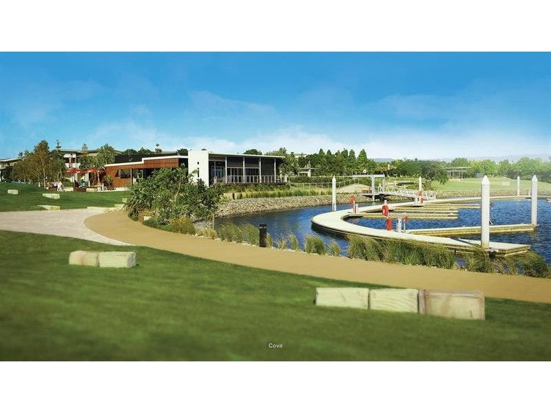 44 Azure Way, Hope Island QLD 4212
