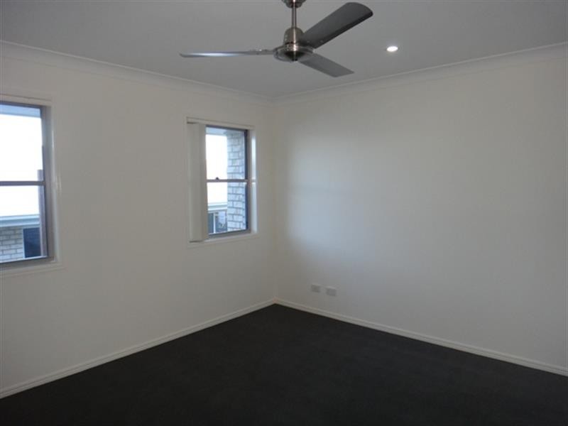 1 Hasemann Cres, Upper Coomera QLD 4209