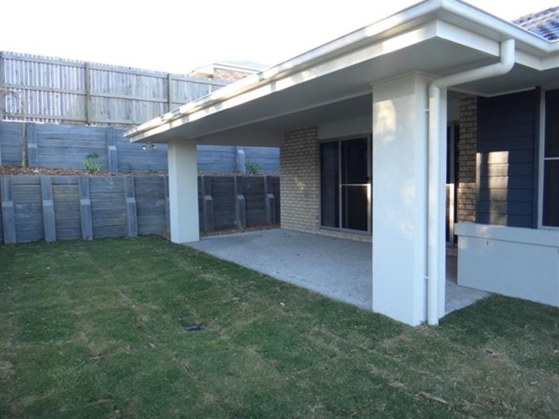 1 Hasemann Cres, Upper Coomera QLD 4209