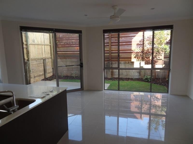 1/79 Falconer St, Southport QLD 4215