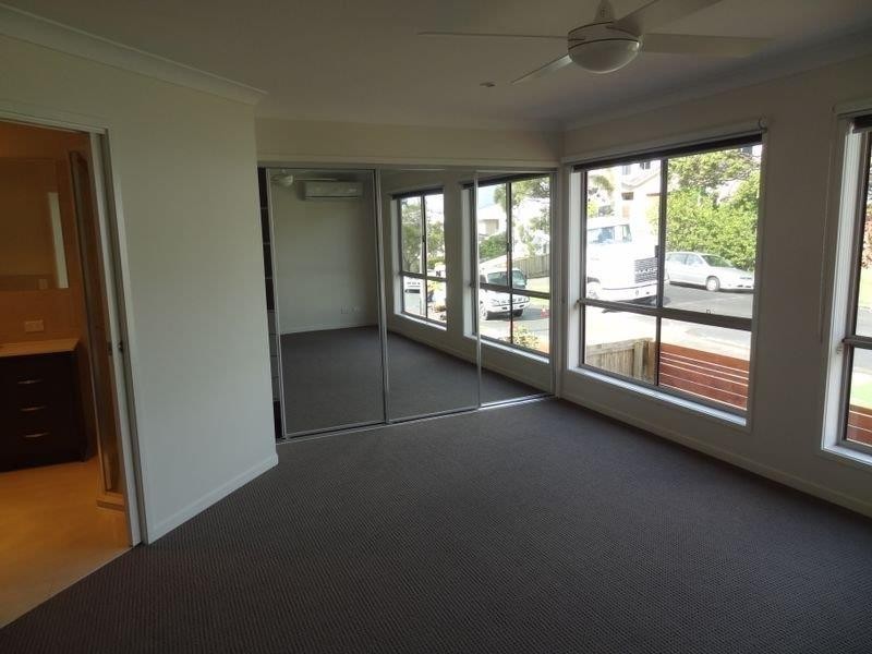 1/79 Falconer St, Southport QLD 4215