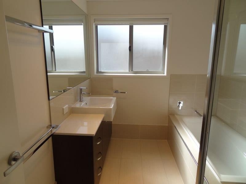 1/79 Falconer St, Southport QLD 4215