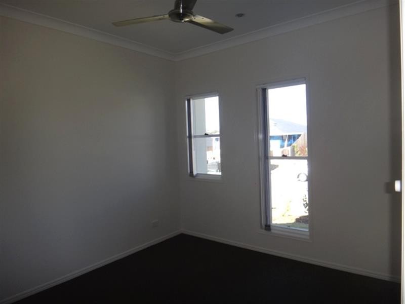 14 Hasemann Cres, Upper Coomera QLD 4209